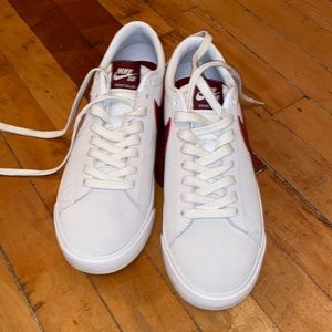 Nike SB grant Taylor